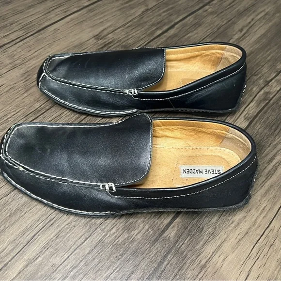 STEVE MADDEN Size 10.5 Novo Black Leather Driving Slip On Loafers Moc Toe - Picture 8 of 12